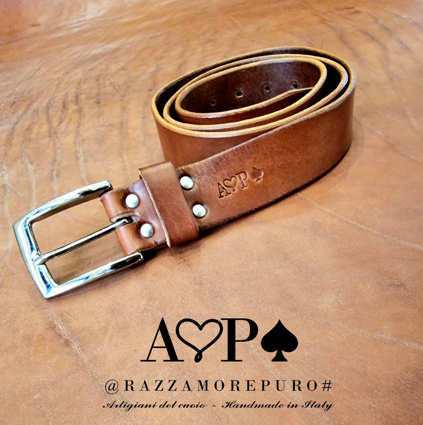 CIRCINUS men's belt with classic brass buckle embellished with your initials engraved