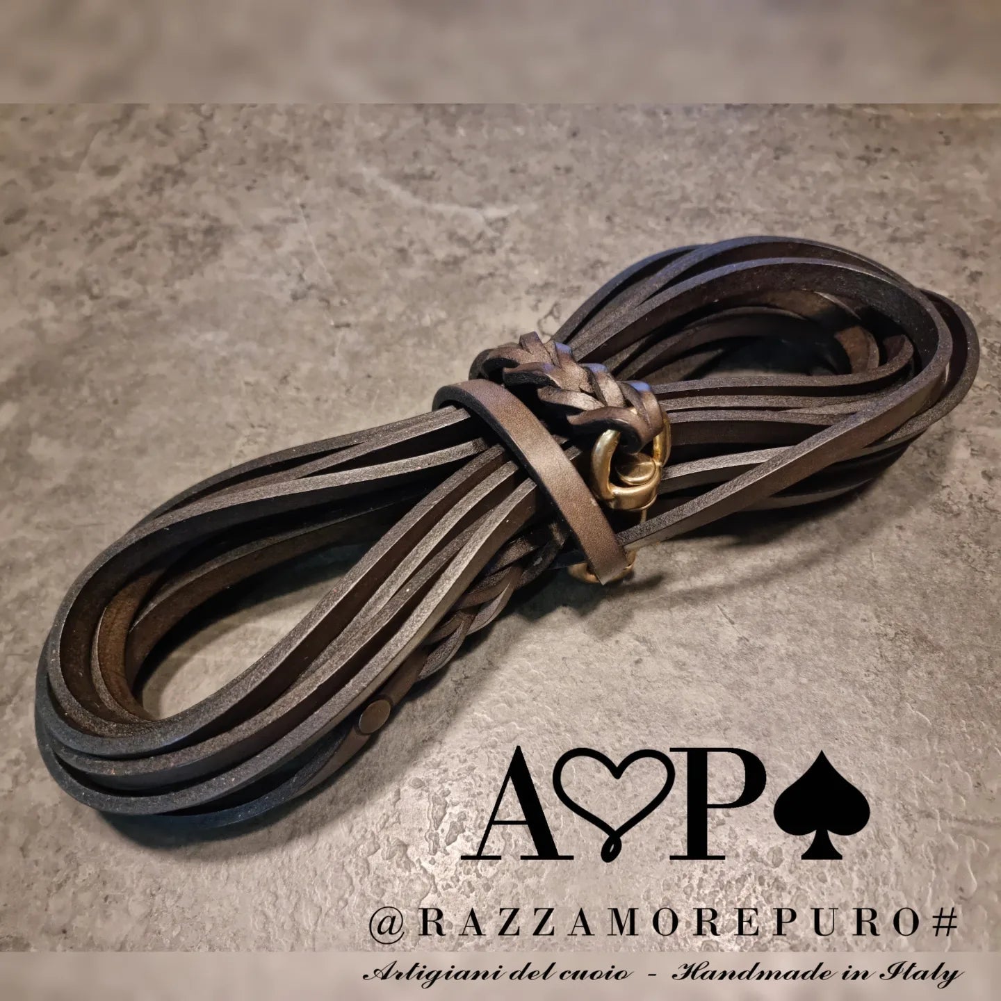 Leather dog lead for large breed dogs