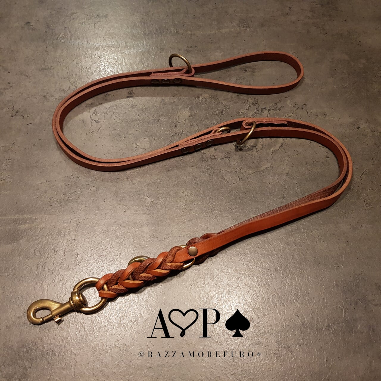 VULPECULA adjustable leash for medium size